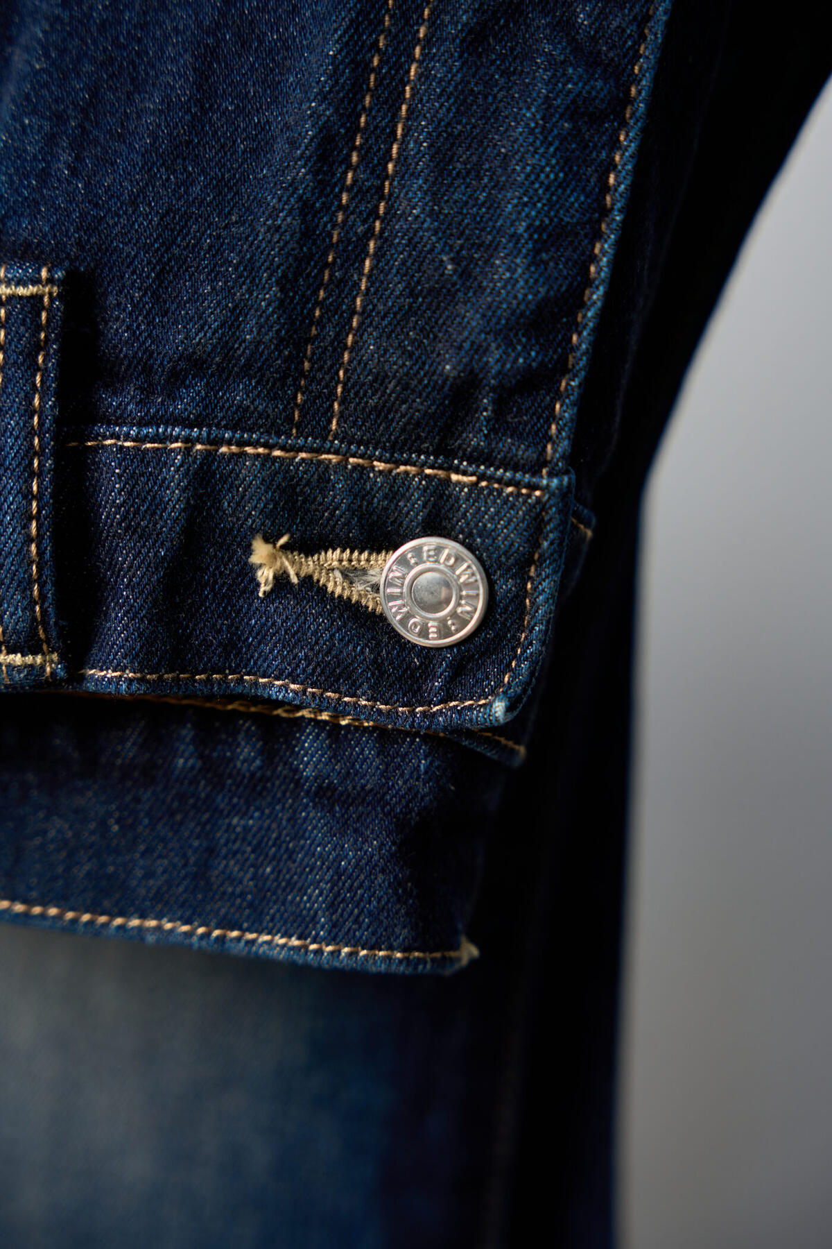 Chi tiết quần jeans